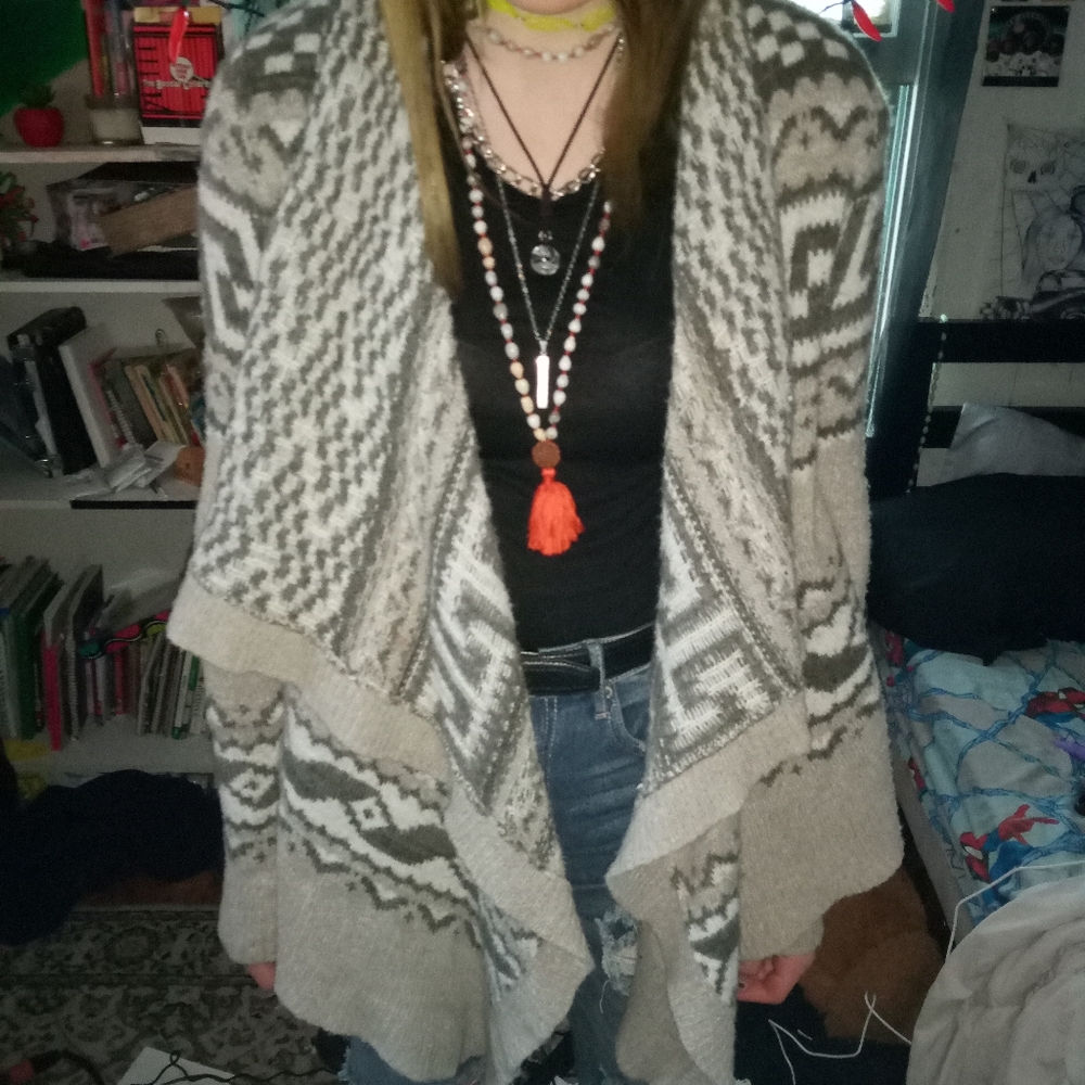 Abercrombie & Fitch Sweater